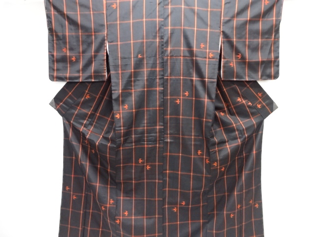 未使用品　格子に燕絣織り出し米沢紬着物・道行コートアンサンブル